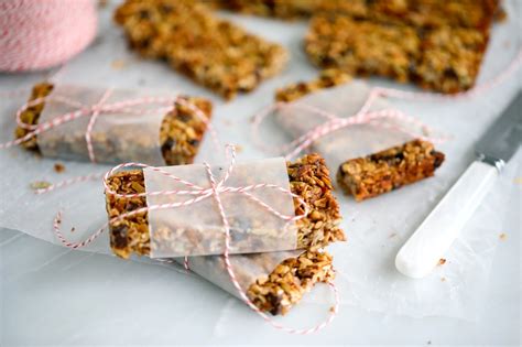 Healthy Granola Bars Recipe (Sugar-Free, Grain-Free)