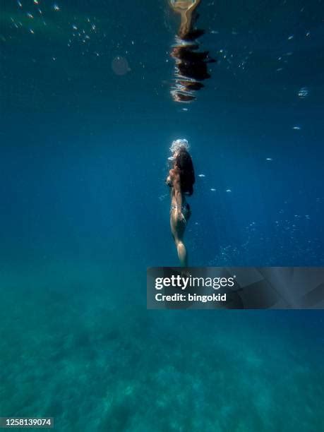 Person Breathing Underwater Photos and Premium High Res Pictures - Getty Images