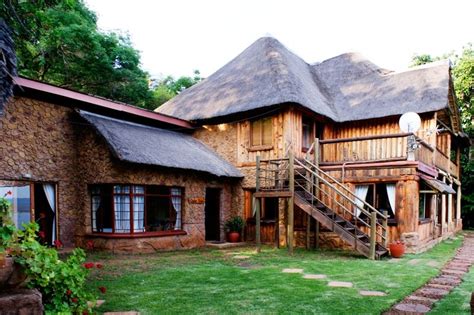 Hartbeespoortdam Lodge - Hartbeespoort Dam Lodge, where you book in as guests and leave as ...