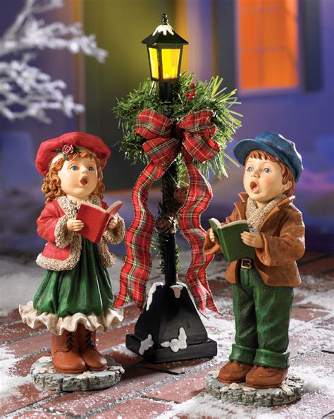 Christmas Carollers Figurine Set | Christmas