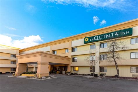 La Quinta Inn by Wyndham Chicago Willowbrook in Chicago | Best Rates & Deals on Orbitz