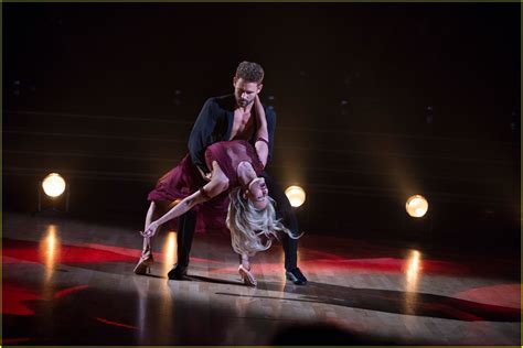 Nick Viall Went Shirtless on 'DWTS' & Looked So Hot!: Photo 3884864 ...