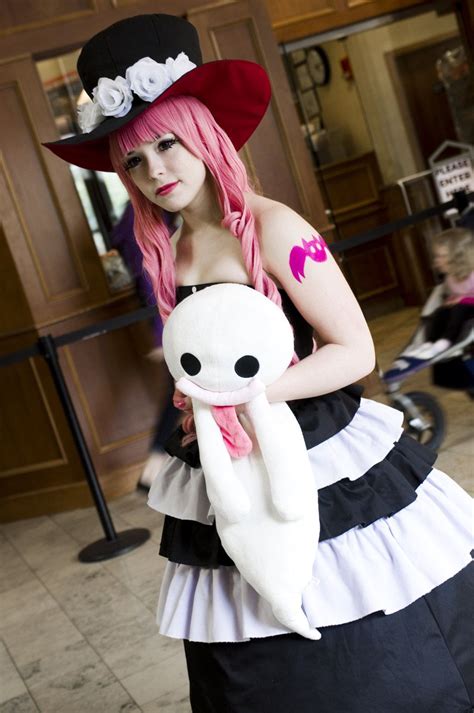 One Piece, Perona by EminenceRain on DeviantArt | One piece cosplay ...