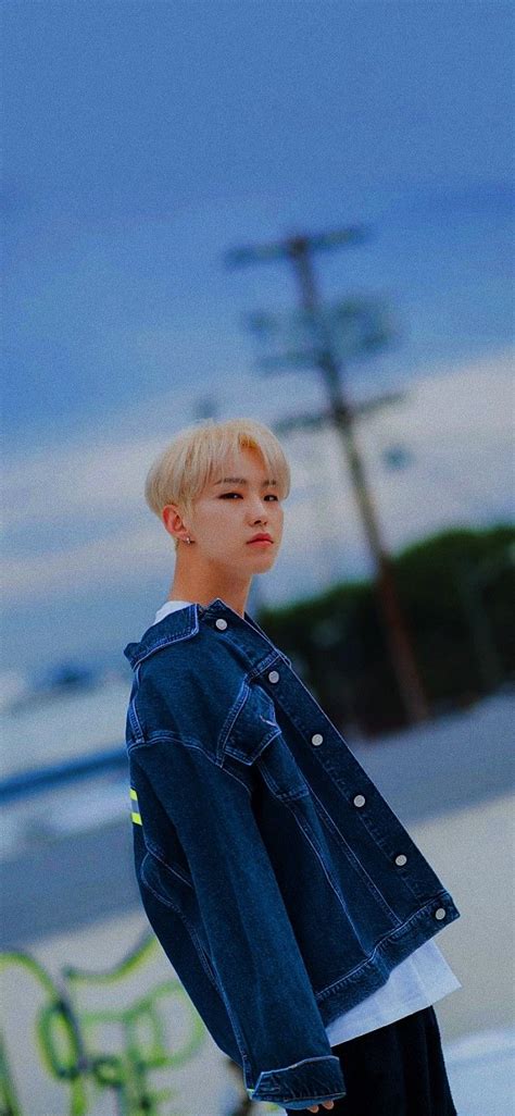 SEVENTEEN KPOP WALLPAPER LOCKSCREEN hoshi @joshuishui on twitter ...