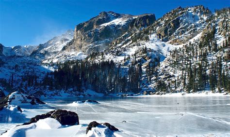 Hiking the Lake Haiyaha trail in Rocky Mountain National Park - Rocky ...