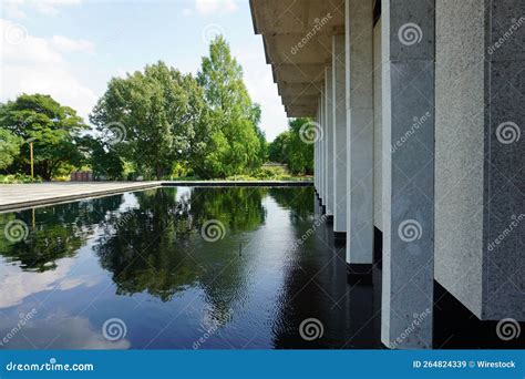 Reflecting Pool Outside Building Stock Image - Image of travel ...