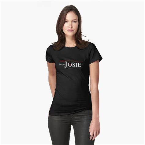 "Team Josie" T-shirt by JahayTheFoxAO | Redbubble