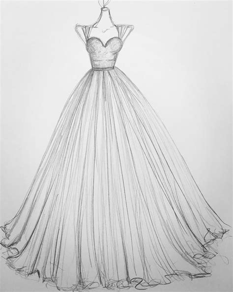 Dress Drawing Sketches Pencil #dresssyari #dresser #dressy em 2020 ...