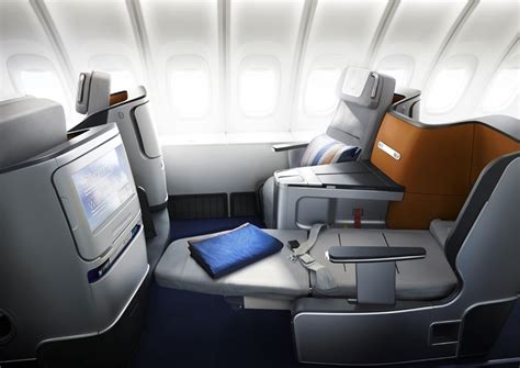 Lufthansa Business Class, Kabine 2012, 747-8 // CGI: Lufthansa Business ...