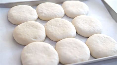 Easy Scottish Morning Rolls Recipe | MerryBoosters