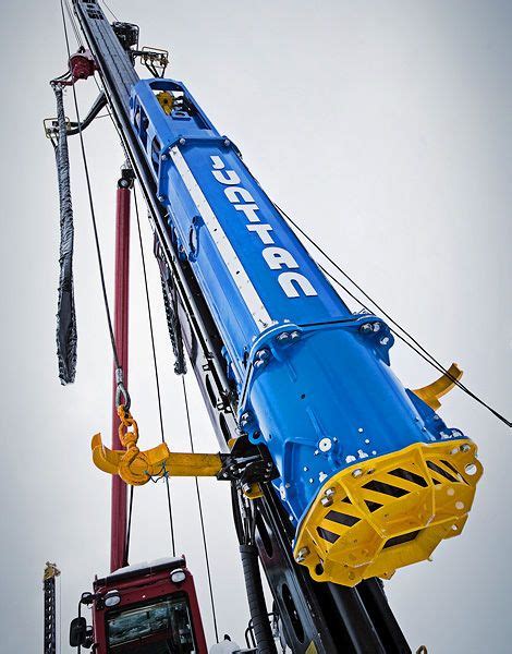 pile hammer | Automobile engineering, Construction equipment, Manitowoc cranes