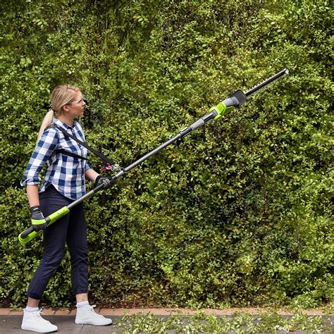 Ryobi 18V ONE+ Telescopic Pole Hedge Trimmer - Skin Only - Bunnings New ...