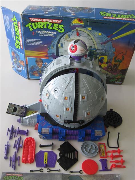 1990 Playmates TMNT Teenage Mutant Ninja Turtles Technodrome Playset Complete With Paperwork and Box