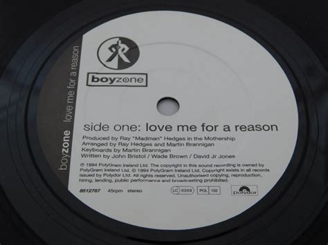 Boyzone - Love Me For A Reason (7 inch Single) - Top Hat Records