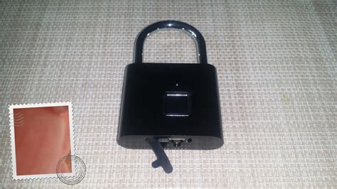 Fingerprint Lock Smart Padlock - Fingerprint Lock and Unlocking Smart ...