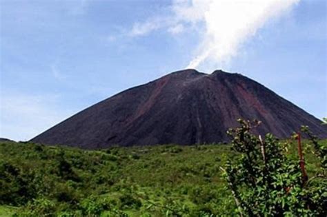 Pacaya Volcano Day Trip from Antigua