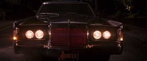 IMCDb.org: 1969 Lincoln Continental Mark III in "Goosebumps, 2015"