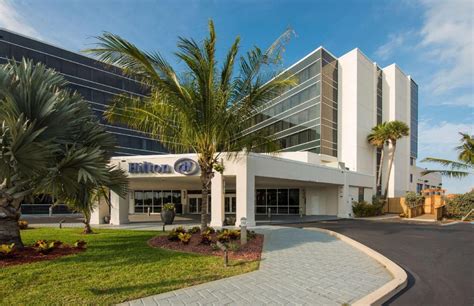 Hilton Cocoa Beach Oceanfront Hotel in Cocoa Beach (FL) - Room Deals, Photos & Reviews