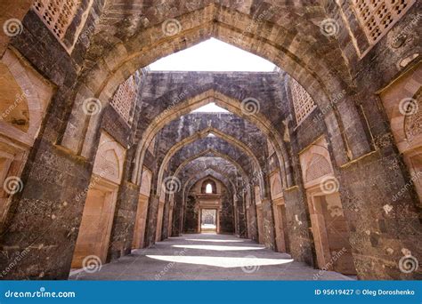 Jahaz Mahal , Ship Palace in Mandu, Madhya Pradesh, India Stock Image - Image of indian ...