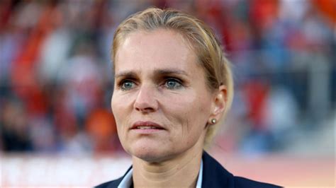 Sarina Wiegman confident Holland will overcome England challenge to ...