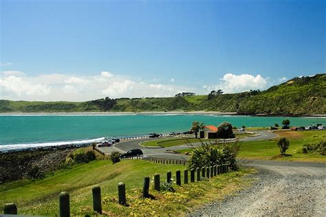 Raglan, North Island New Zealand | Beautiful beaches, North island new zealand, New zealand beach