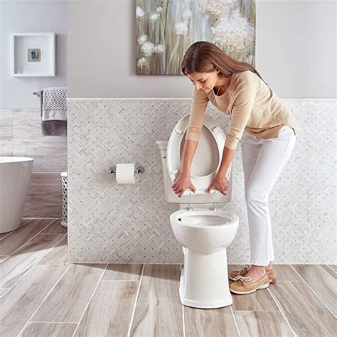 Best self-cleaning toilet seat review - Place to Call Home