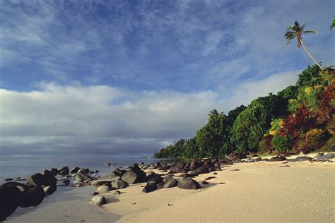 Taveuni Island | Fijian Nature, Waterfalls & Rainforest | Britannica