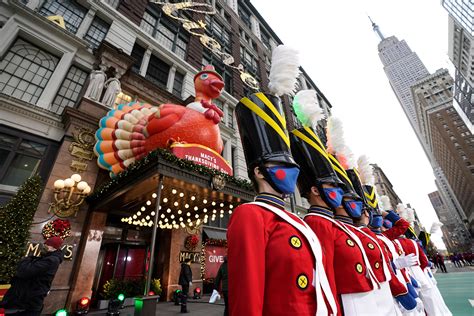 Macy'S Day Thanksgiving Parade 2024 Live - Sandy Demetra