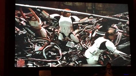 Star Wars Trash compactor scene ( A New Hope) - YouTube