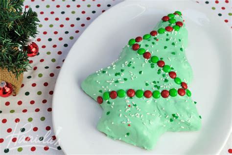 Pillsbury™ Funfetti® Christmas Tree Cake | Haniela's | Recipes, Cookie ...