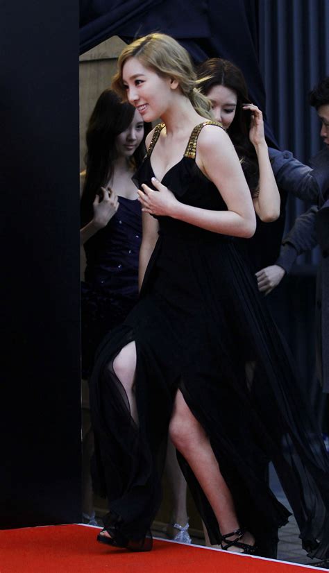 Taeyeon @ Golden Disk Awards Red Carpet - Kim Taeyeon Photo (28396677) - Fanpop