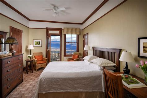 Traditional Rooms | Hudson Valley Accommodations | Mohonk