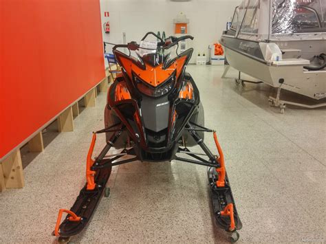 Yamaha Sidewinder Turbo 153" 1 000 cm³ 2017 - Joensuu - Moottorikelkka ...