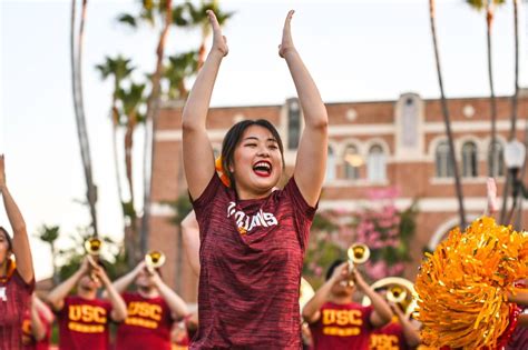 PHOTOS: USC goes back to school – Annenberg Media