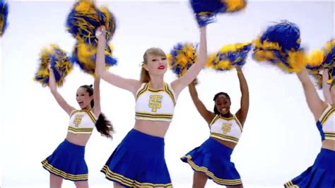 Taylor Swift cheerleader costume in Shake It Off | Taylor swift concert, Taylor swift party ...