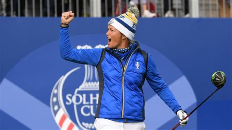 Suzann Pettersen announces retirement after winning putt at Solheim Cup | Golf News | Sky Sports