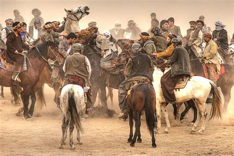 Buzkashi 01 | Afghanistan, Horses, Eagle hunter