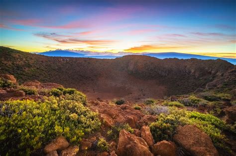 Sunrise over Mauna Kea and Mauna Loa from Hualalai. Big Island, Hawaii [OC] [2048 x 1365] • /r ...