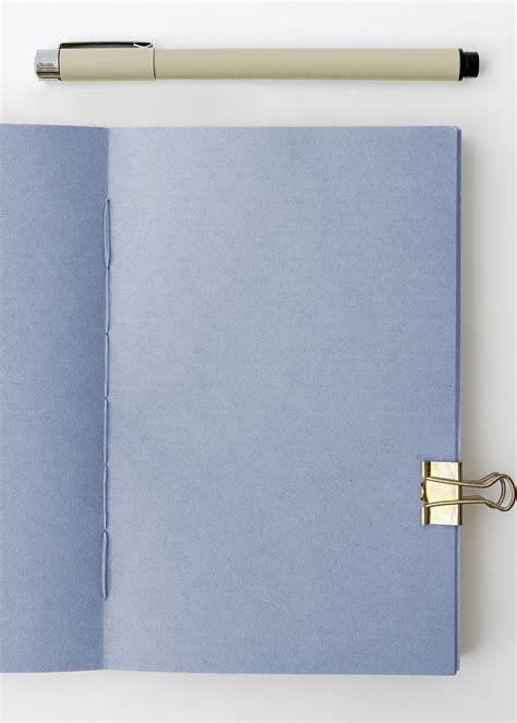 Blank plain blue notebook page | Premium PSD Mockup - rawpixel