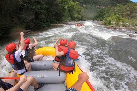 Top 4 Reasons You Should Go Ocoee River Rafting this Summer