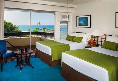 Kona Seaside Hotel Expert Review | Fodor’s Travel