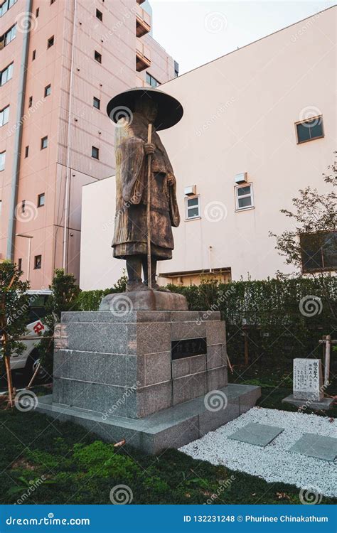 Shinran Shonin Statue In Shitennoji Temple Osaka, Japan Editorial Photo ...