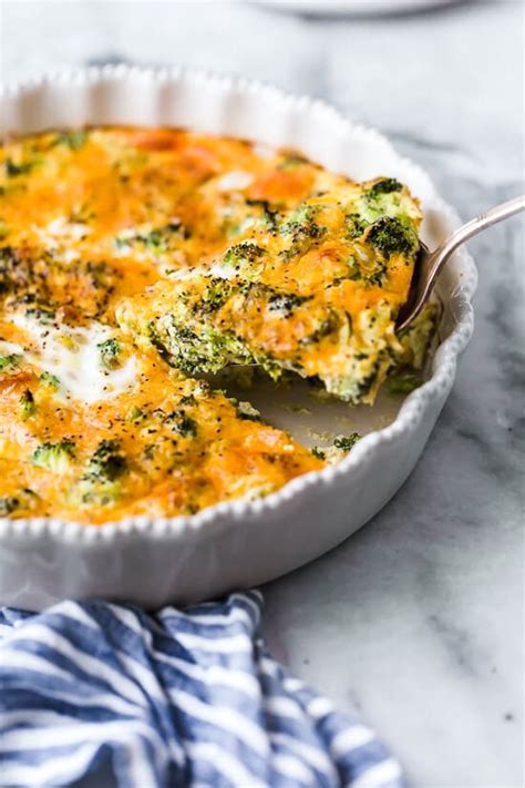 Crustless Broccoli Cheddar Quiche (Low-Carb)