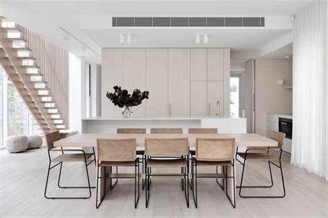 7 Stunning Minimalist Dining Rooms