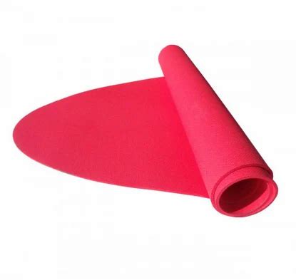 Plain Gravolite Oval Shape Red Yoga Mat at Rs 1052/piece in Noida | ID: 16737475797