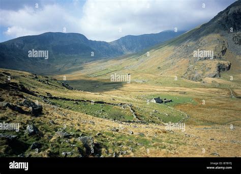 Cwm Eigiau in the Carneddau mountains of Snowdonia in North Wales Stock ...