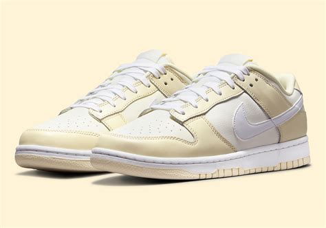 【ルカリ】 Nike SB Dunk High Coconut Milk and Black eLGs2-m64896074128 になること