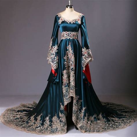 #Medieval #Dresses | Beautiful dresses, Fantasy dress, Muslim evening ...