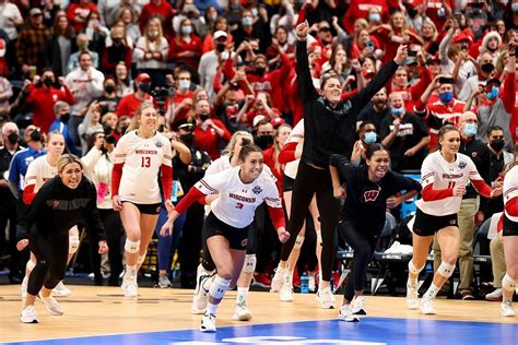 Women's college volleyball all-time attendance records | NCAA.com