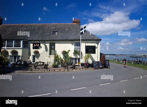 Mount edgcumbe hi-res stock photography and images - Alamy